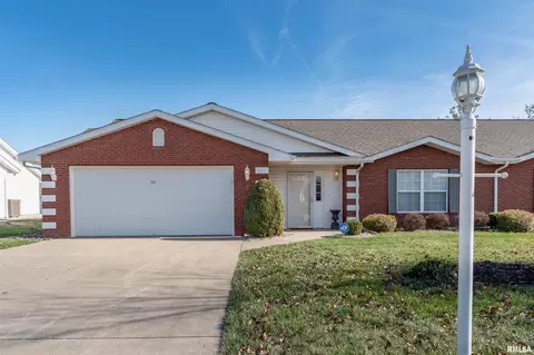 1507 Apache Dr, Marion, IL 62959 photo 1