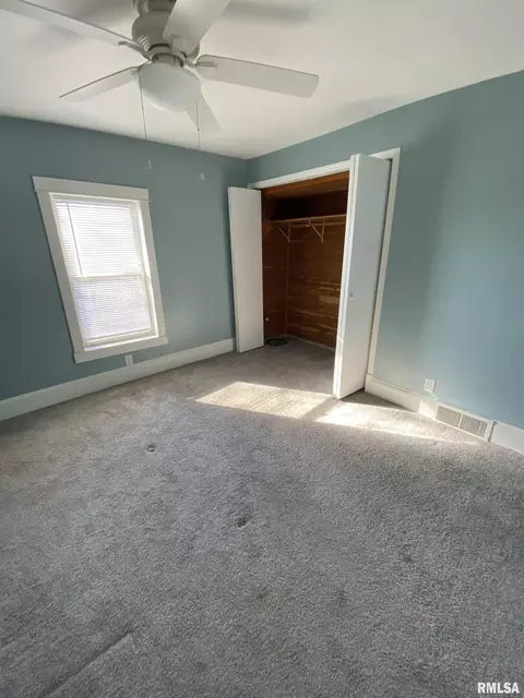 1846 1st St, Moline, IL 61265 photo 12