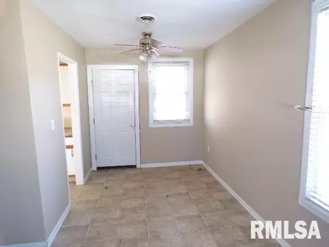 3702 15th Ave, Moline, IL 61265 photo 5