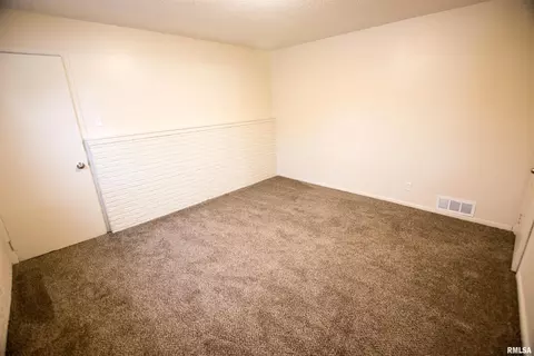 716 Eclipse Ln, Clinton, IA 52732 photo 27