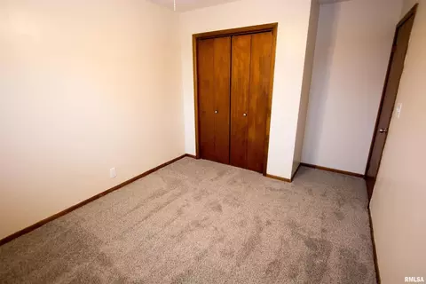 716 Eclipse Ln, Clinton, IA 52732 photo 19