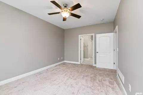 2320 13th St, Silvis, IL 61282 photo 13