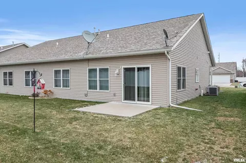 2320 13th St, Silvis, IL 61282 photo 21