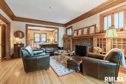 2318 12th St, Moline, IL 61265 photo 5