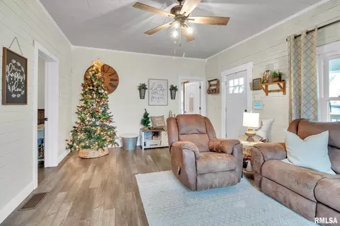 500 S 18th St, Herrin, IL 62948 photo 5