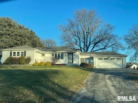 3220 6th St, Moline, IL 61265 photo 1
