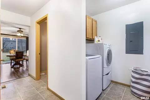 621 18th St, Silvis, IL 61282 photo 13