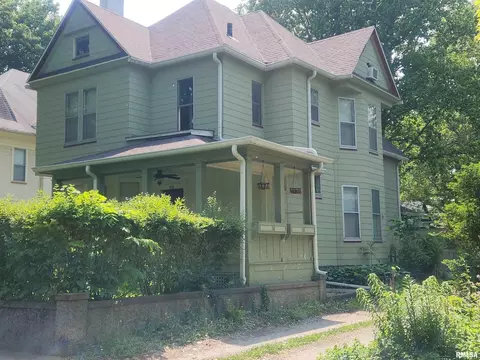816 23rd St, Rock Island, IL 61201