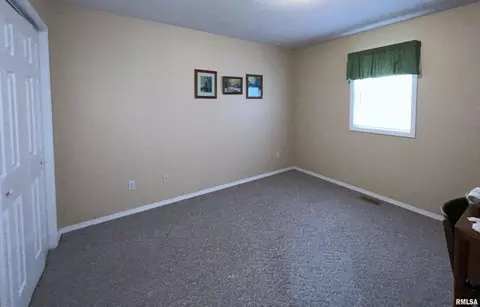 600 Legacy Dr, Herrin, IL 62948 photo 15