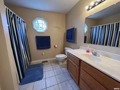 600 Legacy Dr, Herrin, IL 62948 photo 12
