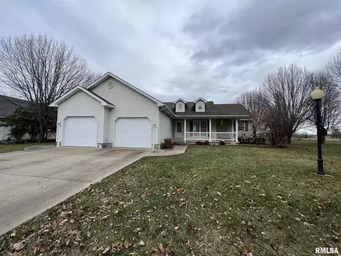 600 Legacy Dr, Herrin, IL 62948 photo 1