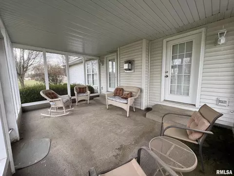 600 Legacy Dr, Herrin, IL 62948 photo 19