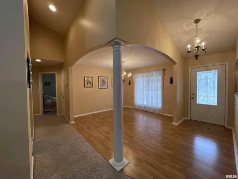 600 Legacy Dr, Herrin, IL 62948 photo 7