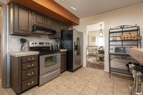 1604 Marcella Dr, Marion, IL 62959 photo 11