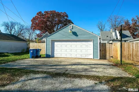 411 15th St, Silvis, IL 61282 photo 29