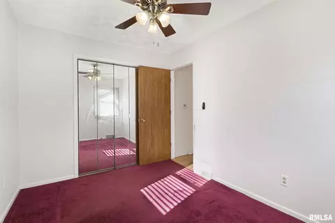 411 15th St, Silvis, IL 61282 photo 14