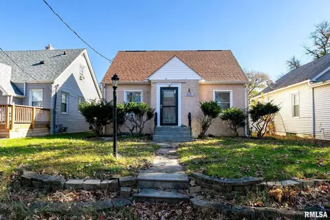 411 15th St, Silvis, IL 61282 photo 1