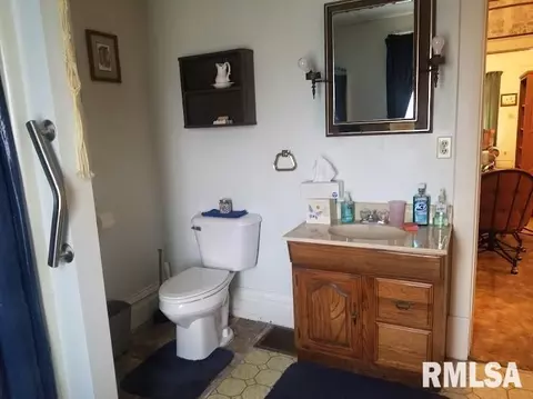 207 E Main St, Joy, IL 61260 photo 17