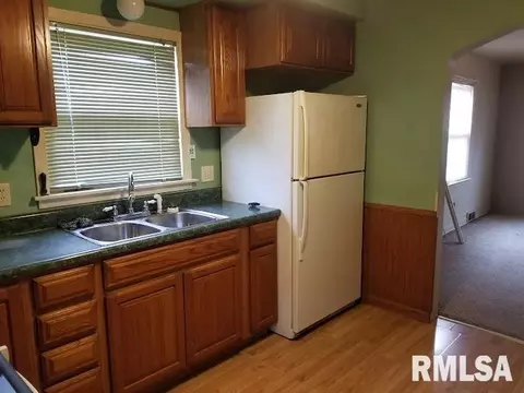 3147 18th Ave, Moline, IL 61265 photo 4
