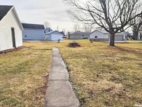 215 E Main St, Atkinson, IL 61235 photo 24