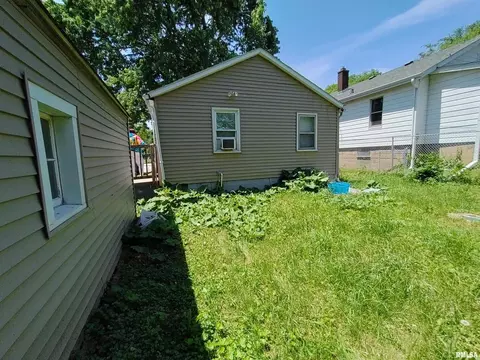 3814 13th St, Moline, IL 61265 photo 6