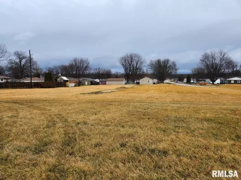 1723 East 4th Street, Coal Valley, IL 61240