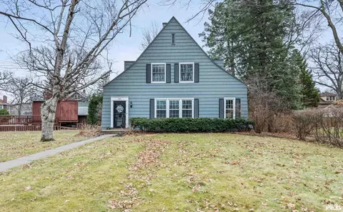 2512 12th St, Moline, IL 61265 photo 1