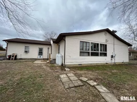 44 Blackberry Ln, Herrin, IL 62948 photo 2