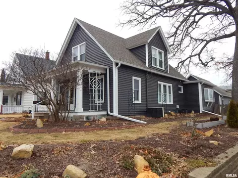 2755 12th Ave, Moline, IL 61265 photo 2