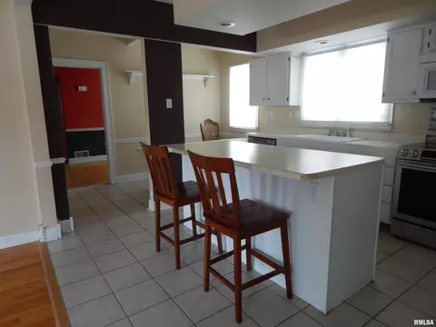 2755 12th Ave, Moline, IL 61265 photo 13