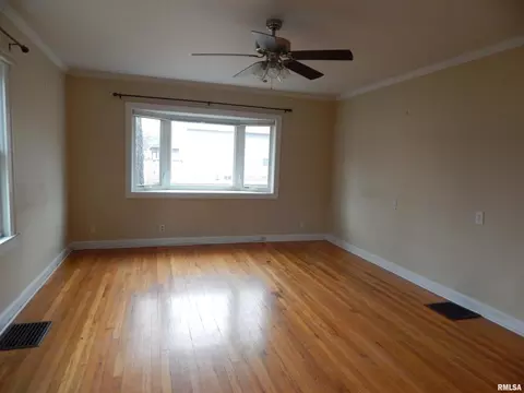 2755 12th Ave, Moline, IL 61265 photo 15
