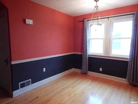 2755 12th Ave, Moline, IL 61265 photo 17