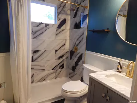 2755 12th Ave, Moline, IL 61265 photo 22