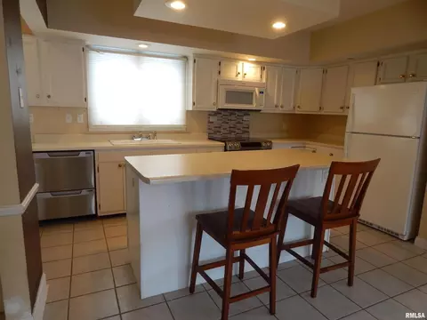 2755 12th Ave, Moline, IL 61265 photo 7