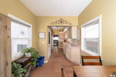 2911 13th Ave, Moline, IL 61265 photo 13
