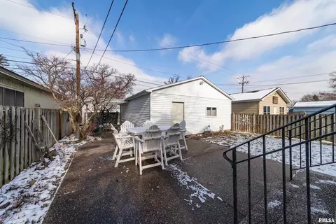 2911 13th Ave, Moline, IL 61265 photo 22
