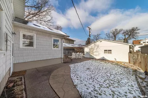 2911 13th Ave, Moline, IL 61265 photo 24
