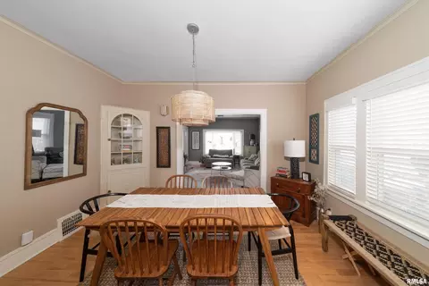 2911 13th Ave, Moline, IL 61265 photo 8