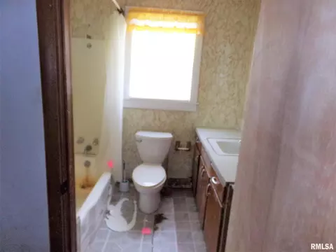 3928 14th St, Moline, IL 61265 photo 9