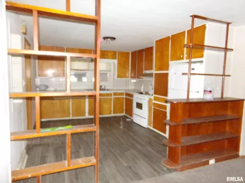 3928 14th St, Moline, IL 61265 photo 3