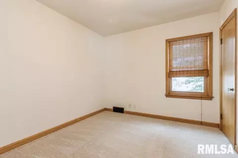 4317 28th Ave, Moline, IL 61265 photo 9