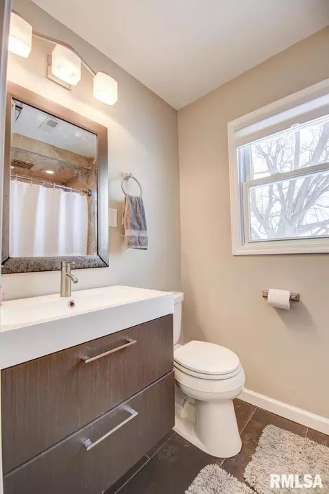 13680 Lincoln Rd, Morrison, IL 61270 photo 13