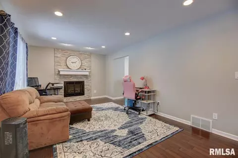 13680 Lincoln Rd, Morrison, IL 61270 photo 4