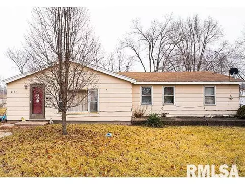 4122 15th St, Moline, IL 61265