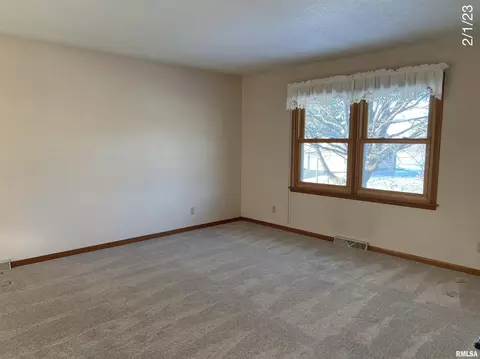 403 Westview Dr, Atkinson, IL 61235 photo 6