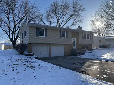 403 Westview Dr, Atkinson, IL 61235 photo 3