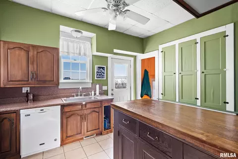 16381 E 900th St, Osco, IL 61274 photo 5