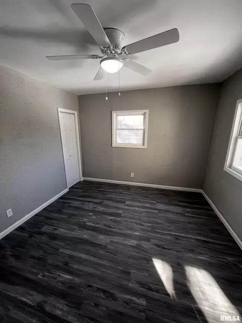 1202 3rd St, Silvis, IL 61282 photo 7