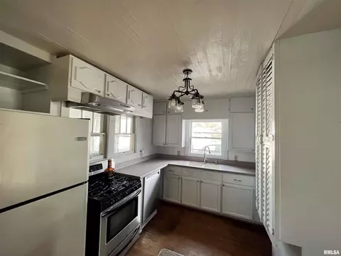 3929 32nd Ave, Moline, IL 61265 photo 5