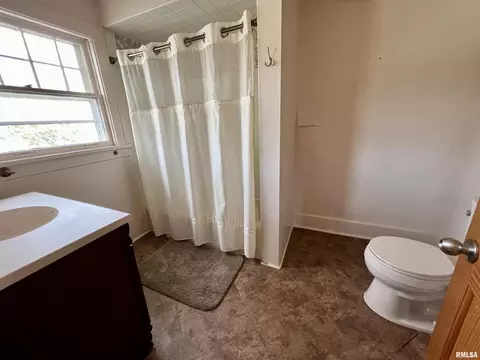 3929 32nd Ave, Moline, IL 61265 photo 14